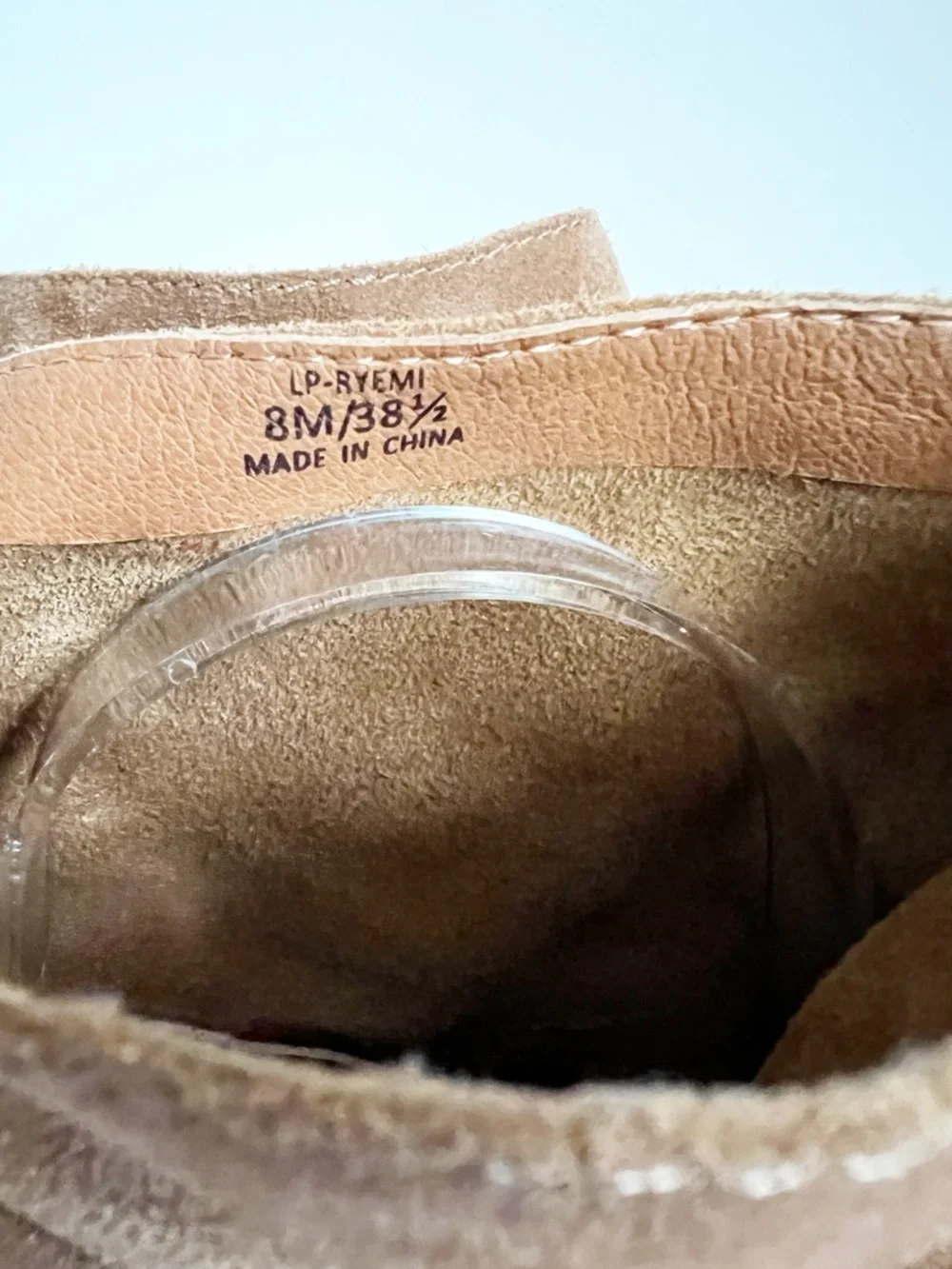 SZ 8 M Lucky Brand Women's Suede Peep-Toe Ankle Boots in Tan Boho Fall Neutral
